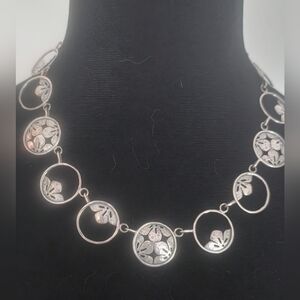Vibtage Sterling Silver Necklace w/ Open-work Circles Floral Design 18"